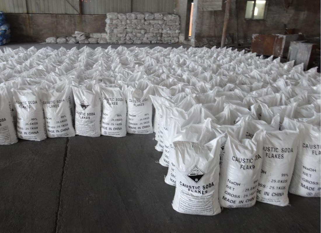 Caustic Soda 98% / Sodium Hydroxide 98% (Flakes) - Image 4